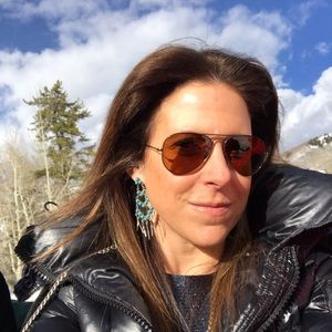 Meet your Posher, Nicole